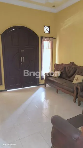 image RUMAH SIAP HUNI DENGAN TANAH LUAS DI CUKIR JOMBANG (3)