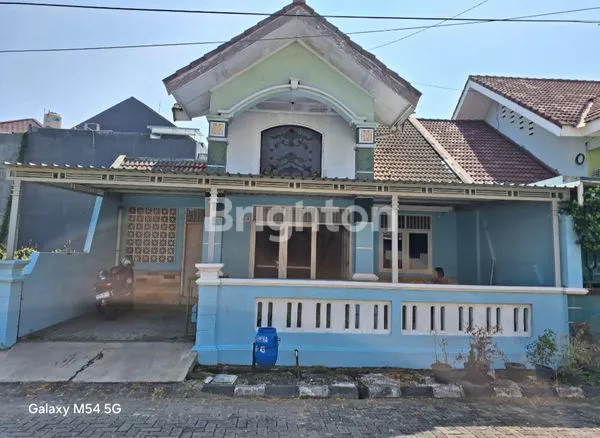 image RUMAH DALAM PERUMAHAN DEPAN PAKUWON MALL SOLO BARU, (TINGGAL JALAN KAKI) (1)