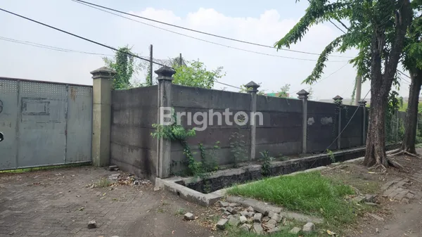 image TANAH DI JALAN RAYA MARGOMULYO SURABAYA, COCOK UNTUK PERGUDANGAN, LAHAN KOMERSIAL DEKAT DENGAN GRESIK, AKSES TOL, PELABUHAN TANJUNG PERAK (2)