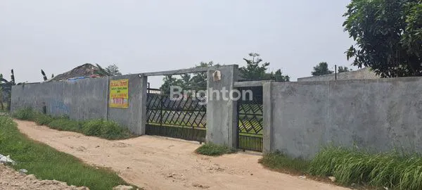 BANGUNAN EX PESANTREN DI SERANG BANTEN