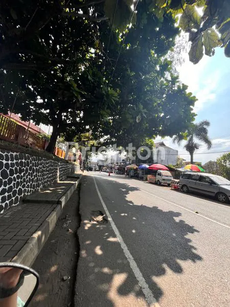 image HOTEL DENGAN FASILITAS,OLAHRAGA 500M DARI JP 1 KOTA BATU (3)