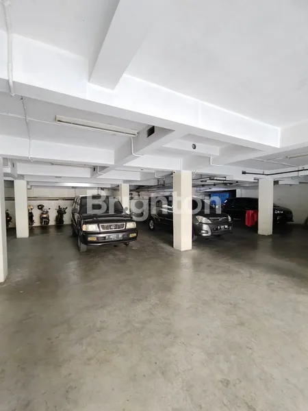 image GEDUNG KANTOR DI GROGOL JAKARTA BARAT COCOK JUGA JADI HOTEL (2)