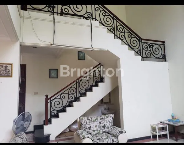 image RUMAH SECOND TERAWAT DI VILA BUKIT MAS SURABAYA BARAT (5)