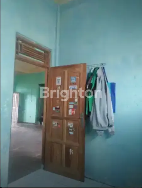 image JUAL SEGERA RUMAH DENGAN LOKASI STRATEGIS (7)