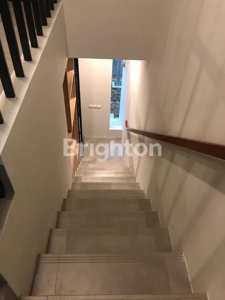 image RUMAH MYZA BSD (3)