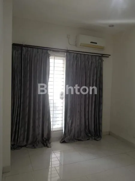 image RUMAH 2 LANTAI MINIMALIS FURNISH SIAP HUNI DI CIPUTRA (8)