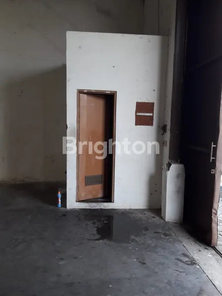 image GUDANG SIAP PAKAI DOUBLE GATE HALAMAN PRIBADI MURAH MUTIARA TAMBAKLANGON (2)