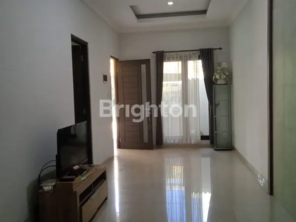 image RUMAH 1.5 LANTAI TURUN HARGA SPECIAL NIH DAERAH SUTOREJO (4)