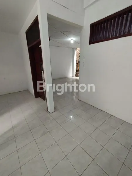 image RUMAH TUA MASIH LAYAK HUNI 2 LANTAI, DAERAH PEGANGSAAN DUA DEKAT BCS (3)