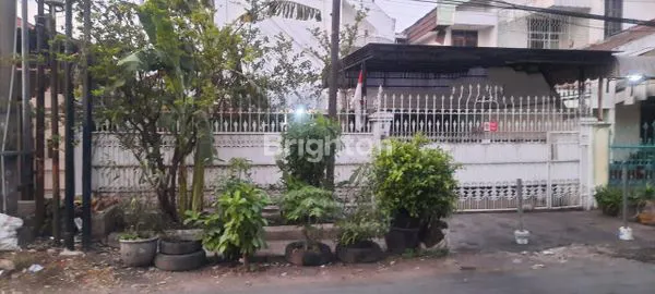 image RUMAH DI PUCANG ADI SURABAYA (1)