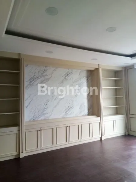 image RUKO GANDENG BAGUS TERAWAT LOKASI STRATEGIS DI JL RAYA WARUNG BUNCIT JAKARTA SELATAN (5)