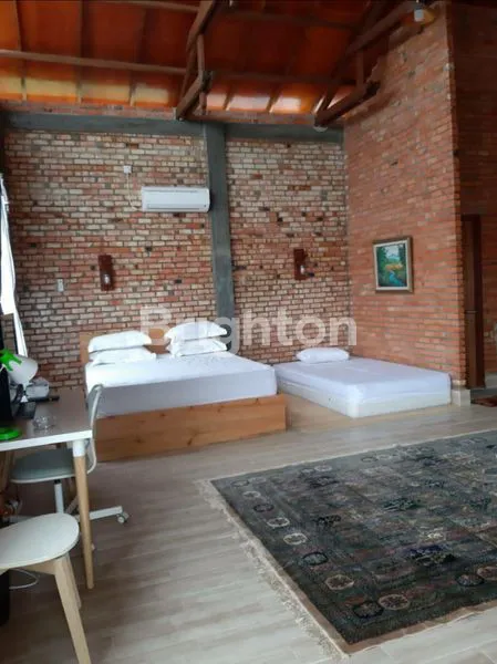 image RUMAH SEPERTY VILLA DITENGAH KOTA TANGKERANG UTARA  (2)