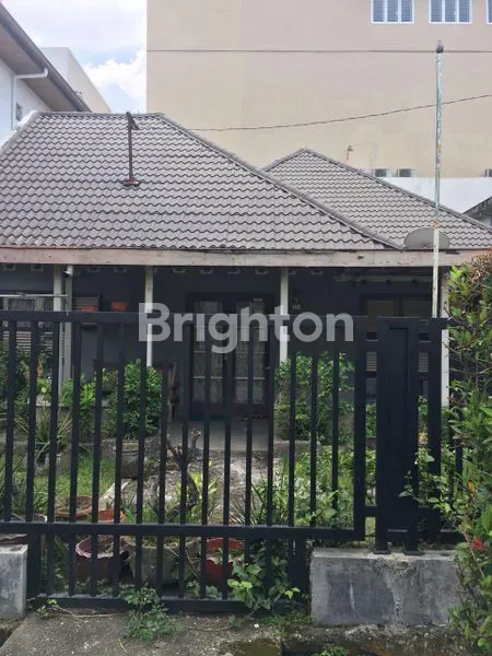 image RUMAH DI SEI BAGERPANG MEDAN (2)