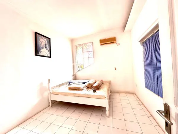 image RUMAH ASRI DUA LANTAI (4)