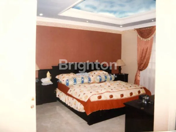 image RUMAH CANTIK FULL FURNISH TAMAN IMAM BONJOL LIPPO KARAWACI (6)
