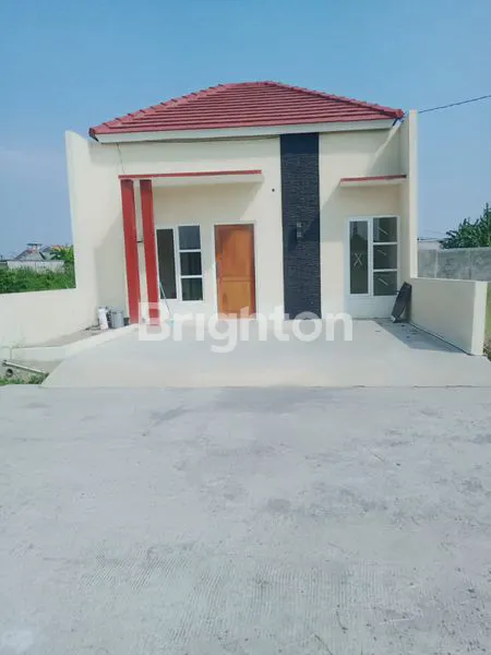 image RUMAH BARU DEKAT KAMPUS USM PEDURUNGAN SEMARANG TIMUR (1)