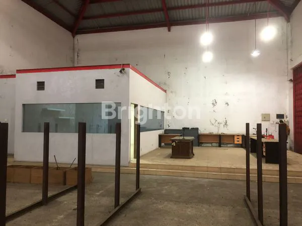 image BANGUNAN KOMERSIAL SANGAT LUAS LOKASI PREMIUM DI GATOT SUBROTO TIMUR (2)