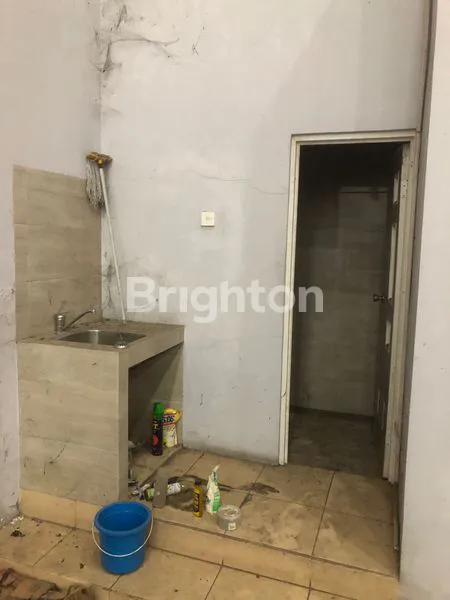 image BANGUNAN KOMERSIAL SANGAT LUAS LOKASI PREMIUM DI GATOT SUBROTO TIMUR (5)