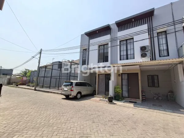 image REGENCY ONE BABATAN ONE GATE SYSTEM DEKAT SUPERINDO (1)