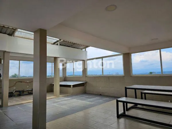 image ISTANA DIENG RUMAH EKSLUSIF FULL FURNISH DEKAT CLUB HOUSE (7)