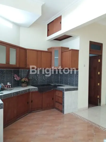 image RUMAH DI JALAN CINDE BEBAS BANJIR (2)