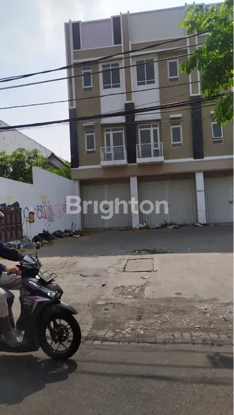 image RUKO BARU GRESS DI KUTISARI DEKAT AHMAD YANI (5 UNIT) (3)