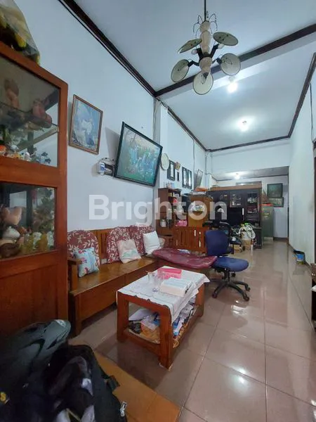 image RUMAH 3 LANTAI PETOJO SELATAN (5)