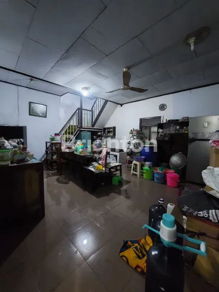 image RUMAH 3 LANTAI PETOJO SELATAN (8)