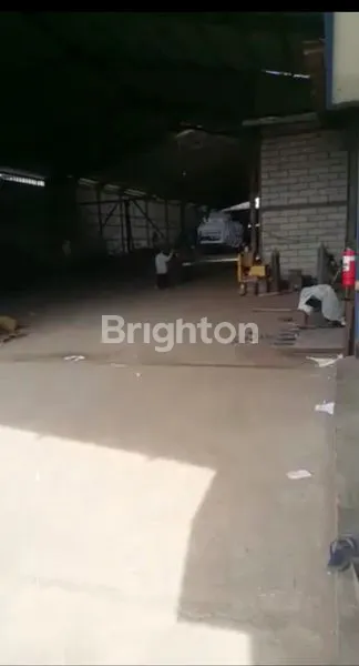 image GUDANG STRATEGIS DICAKUNG JAKARTA TIMUR (4)