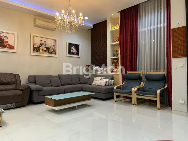 image KOMPLEK DE OAZE RESIDENCE TOWN HOUSE 3 LANTAI TOMANG (7)