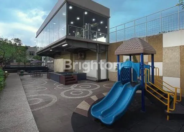 image KOMPLEK DE OAZE RESIDENCE TOWN HOUSE 3 LANTAI TOMANG (3)