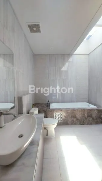 image MODERN STYLISH HOUSE VIRGIN GORDA GRAND ISLAND PAKUWON CITY MEWAH MEGAHADA GARASISEMUA KM DALAM (3)