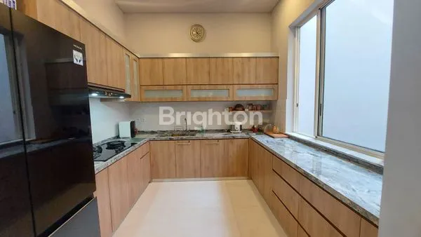 image MODERN STYLISH HOUSE VIRGIN GORDA GRAND ISLAND PAKUWON CITY MEWAH MEGAHADA GARASISEMUA KM DALAM (4)