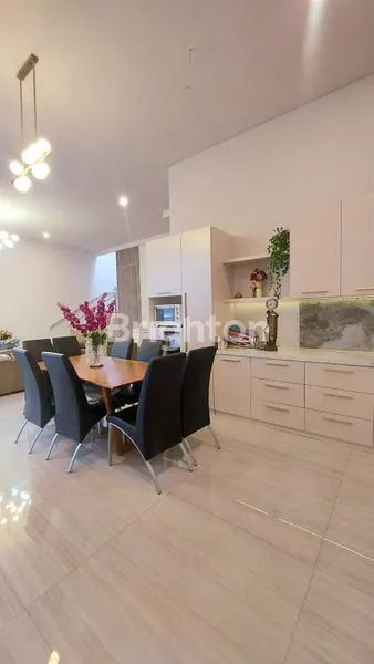 image MODERN STYLISH HOUSE VIRGIN GORDA GRAND ISLAND PAKUWON CITY MEWAH MEGAHADA GARASISEMUA KM DALAM (5)