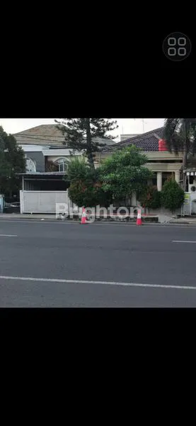 image RUMAH PINGGIR JALAN PROTOKOL DEPAN RUMAH DINAS GUBERNUR LAMPUNG (2)