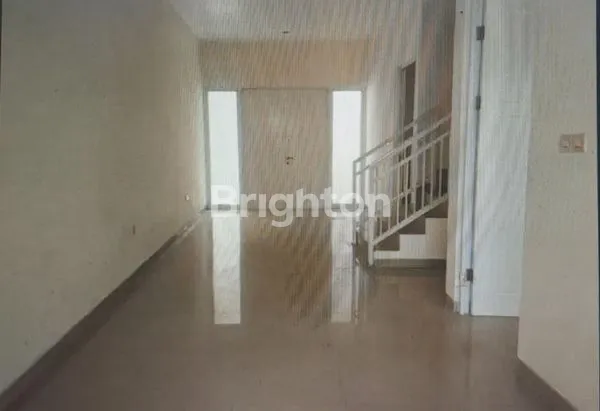 image RUMAH DI NIRWANA EKSEKUTIF, SELANGKAH DARI MERR, SURABAYA (3)