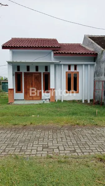 image RUMAH BARU DI CLUSTER SIMA SAMBIJAJAR INDAH PERMAI KWAGEAN NGANJUK (3)