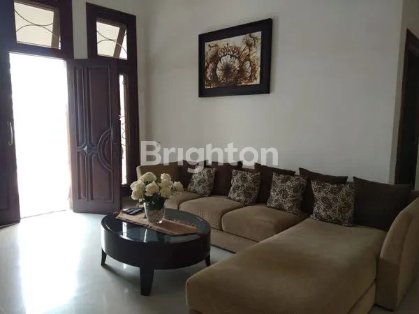 image RUMAH DI PUCANG ANOM, SURABAYA (3)