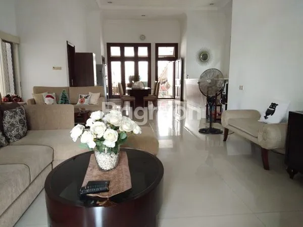 image RUMAH DI PUCANG ANOM, SURABAYA (4)