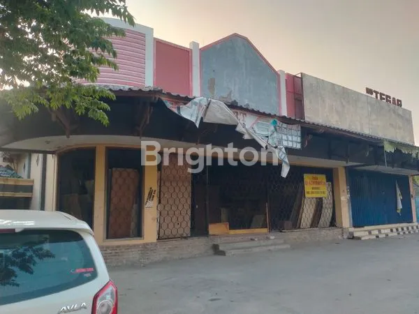 image DISEWAKAN TOKO DI JALAN PB SUDIRMAN NGAWI JAWA TIMUR  (5)