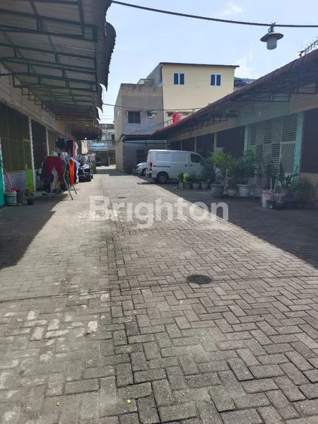 image RUMAH PETAK DALAM KOMPLEK PASAR IV INDAH (8)