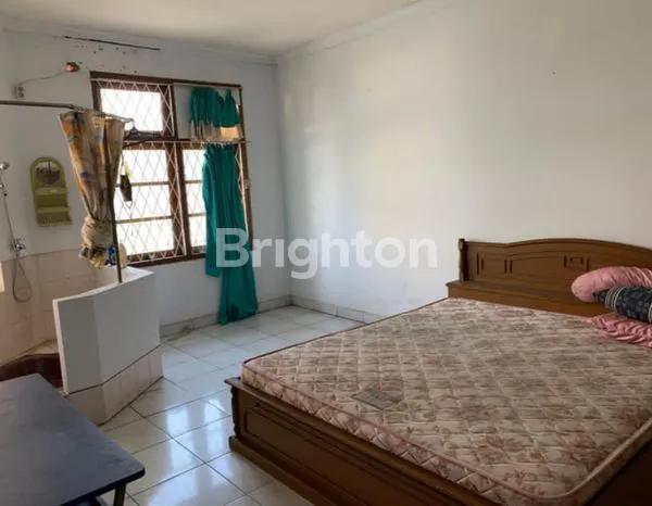 image RUMAH DUA LANTAI (4)