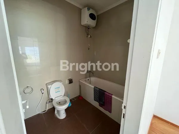 image RUMAH FULL FURNISH 2 LANTAI DI CLUSTER ONE GATE SYATEM DI JIMBARAN BAWAH (8)