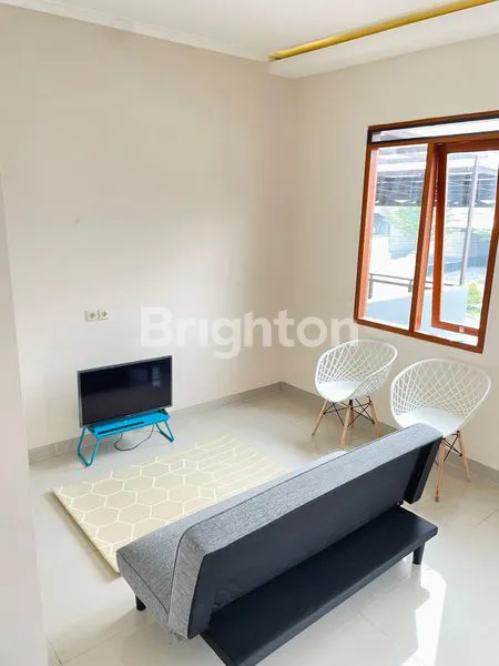 image RUMAH LUXURY,MODERN,ELEGAN LENGKAP DENGAN FURNISH YANG NYAMAN DI KOTA BALI (8)