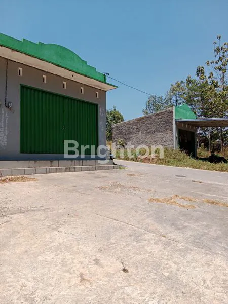 DIJUAL 2 RUKO PINGGIR JALAN DI METESEH BOJA KENDAL