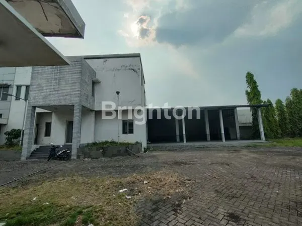image SHOWROOM LUAS 5.100M² DI TAMAN SIDOARJO, SHM, NEGO (6)