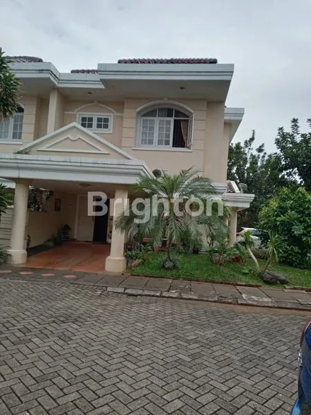 image RUMAH MEWAH DAN ASRI 2 LANTAI DI PERUMAHAN ESKLUSIF TOWNHOUSE CIPUTAT (1)