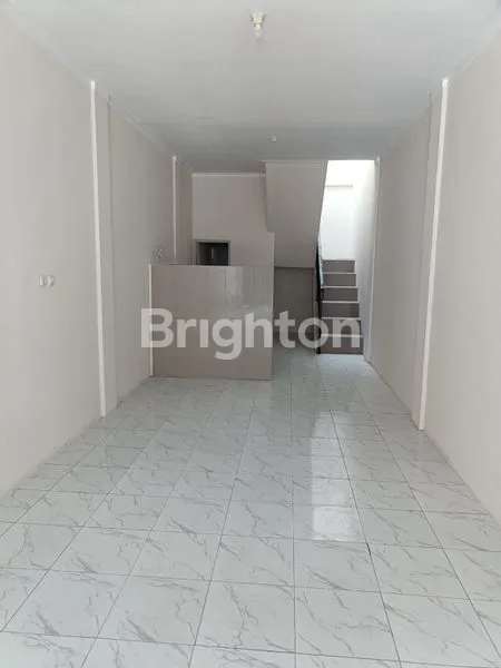 image RUKO GANDENG 3 DALAM KAWASAN RAMAI DAN STRATEGIS DI DEPOK (6)