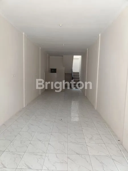 image RUKO GANDENG 3 DALAM KAWASAN RAMAI DAN STRATEGIS DI DEPOK (7)