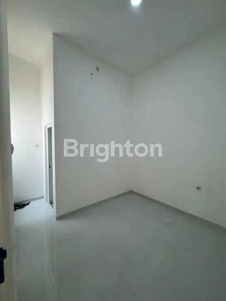 image SELANGKAH KE PAKUWON CITY, RUMAH PANTAI MENTARI, KENJERAN (7)